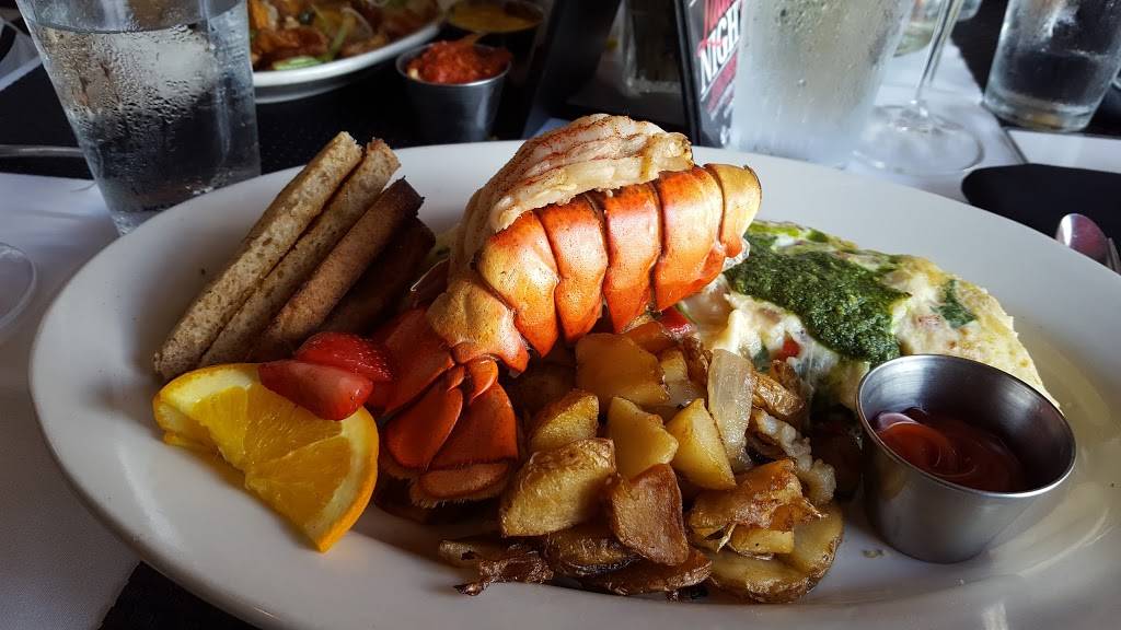 DAmatos Restaurant | restaurant | 222 Sherman Dr, Royal Oak, MI 48067, USA | 2485847400 OR +1 248-584-7400