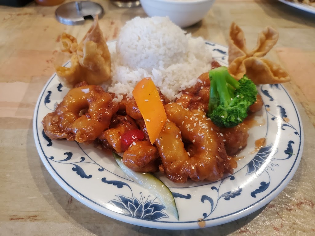 Royal Inn Oriental Cuisine | restaurant | 5440 Babcock Rd, San Antonio, TX 78240, USA | 2106910602 OR +1 210-691-0602