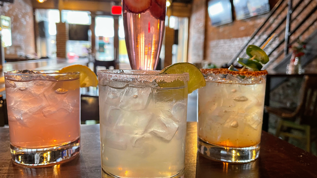 The Ridgewood Ale House | restaurant | 57-38 Myrtle Ave, Queens, NY 11385, USA | 7184564495 OR +1 718-456-4495