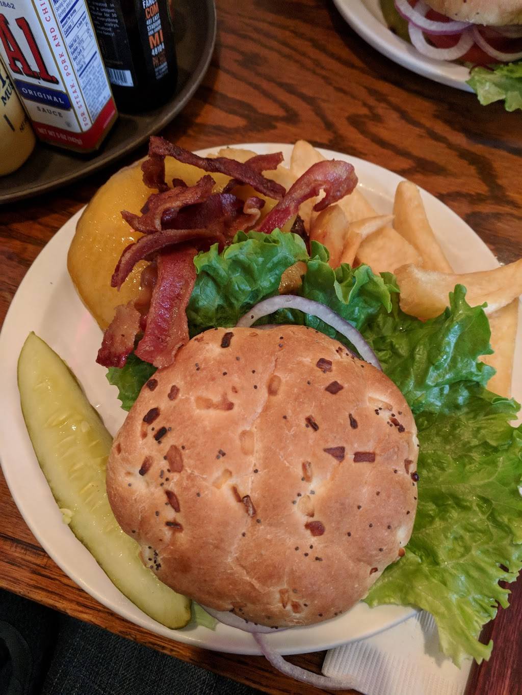 Caseys Tavern | restaurant | 304 Depot St, Ann Arbor, MI 48104, USA | 7346656775 OR +1 734-665-6775