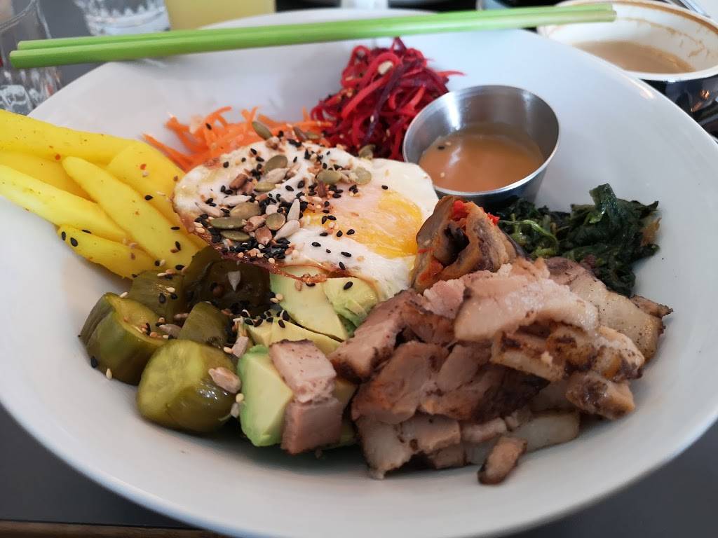 Santa Barbara | restaurant | 6696 Rue de Saint-Vallier, Montréal, QC H2S 2P7, Canada | 5142734555 OR +1 514-273-4555