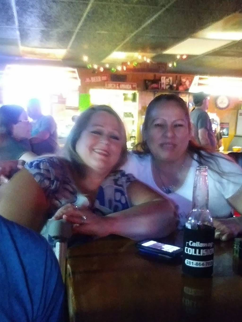 Slays Bar & Grills | restaurant | 1239 Barbara Mae St, Houston, TX 77015, USA | 2819742894 OR +1 281-974-2894