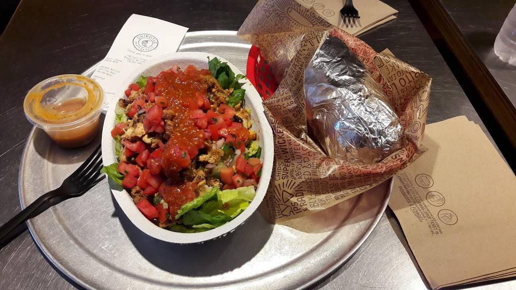 Chipotle Mexican Grill | restaurant | 140 Court St, Brooklyn, NY 11201, USA | 7188521852 OR +1 718-852-1852