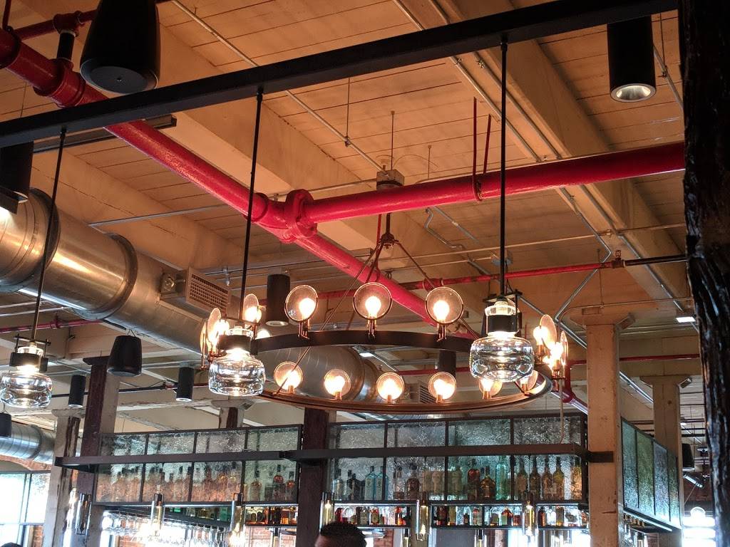 Steelbach | restaurant | 1902 N Ola Ave, Tampa, FL 33602, USA | 8136935478 OR +1 813-693-5478