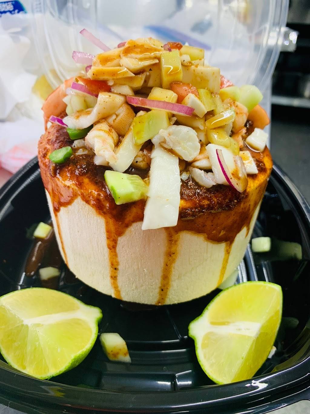 Mariscos La Perla Tapatia | restaurant | 4590 Summer Ave, Memphis, TN 38122, USA | 9018256702 OR +1 901-825-6702