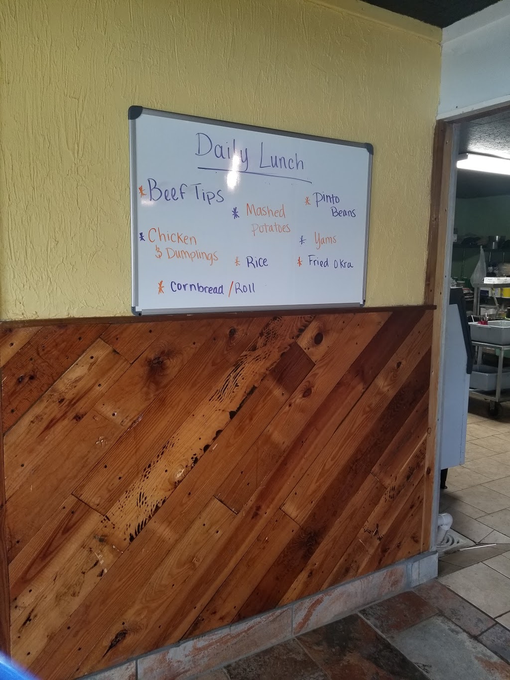 Old Folks Cafe | restaurant | 5181 Cut-Off Rd, Coushatta, LA 71019, USA | 3182712668 OR +1 318-271-2668