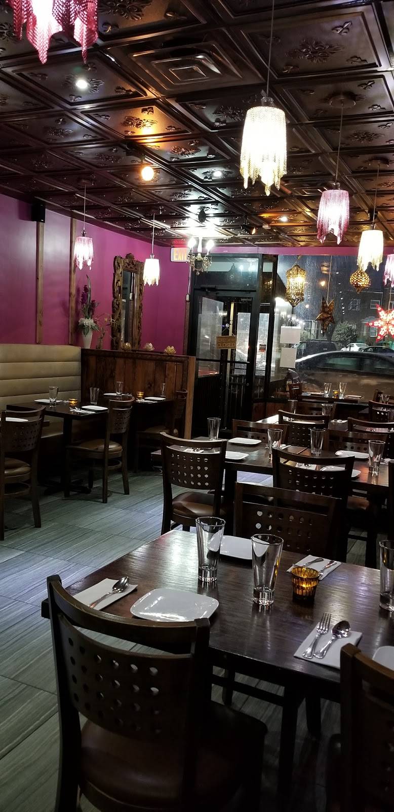 Nur Thai | restaurant | 63-32 Woodhaven Blvd, Rego Park, NY 11374, USA | 7182556141 OR +1 718-255-6141