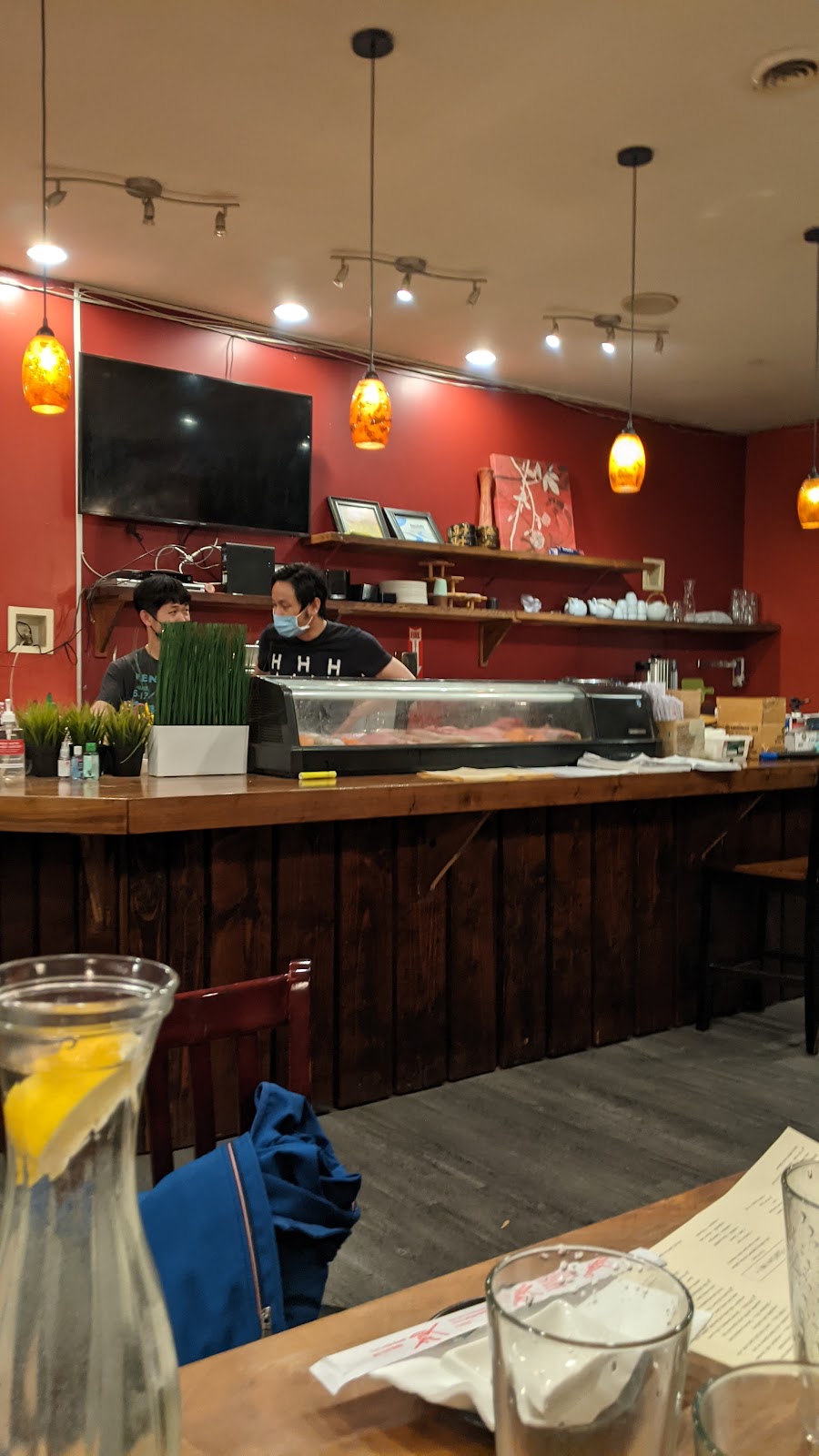 Ultra Sushi | restaurant | 4808 Mission St, San Francisco, CA 94112, USA | 4155855055 OR +1 415-585-5055