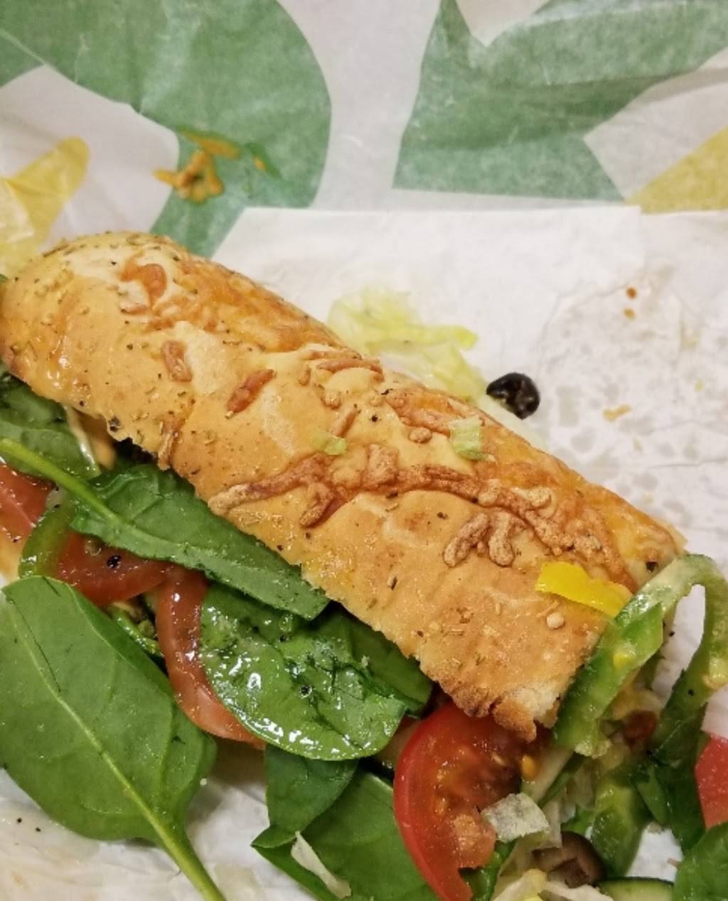 Subway | restaurant | 7807 Southtown Dr #203, Bloomington, MN 55431, USA | 9528847186 OR +1 952-884-7186