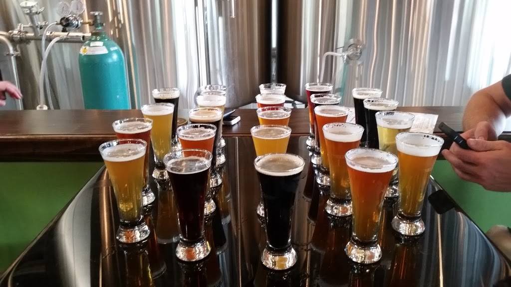 Iowa Brewing Company | restaurant | 708 3rd St SE, Cedar Rapids, IA 52401, USA | 3193662337 OR +1 319-366-2337