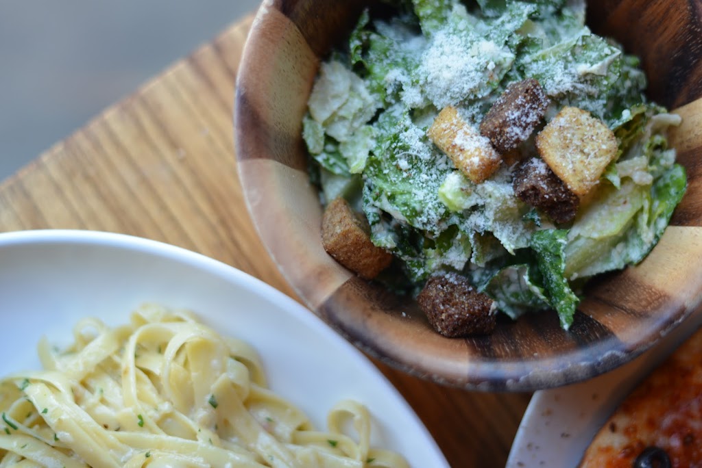 Martinos Upstairs | restaurant | 58 E Main St, Ashland, OR 97520, USA | 5414884420 OR +1 541-488-4420