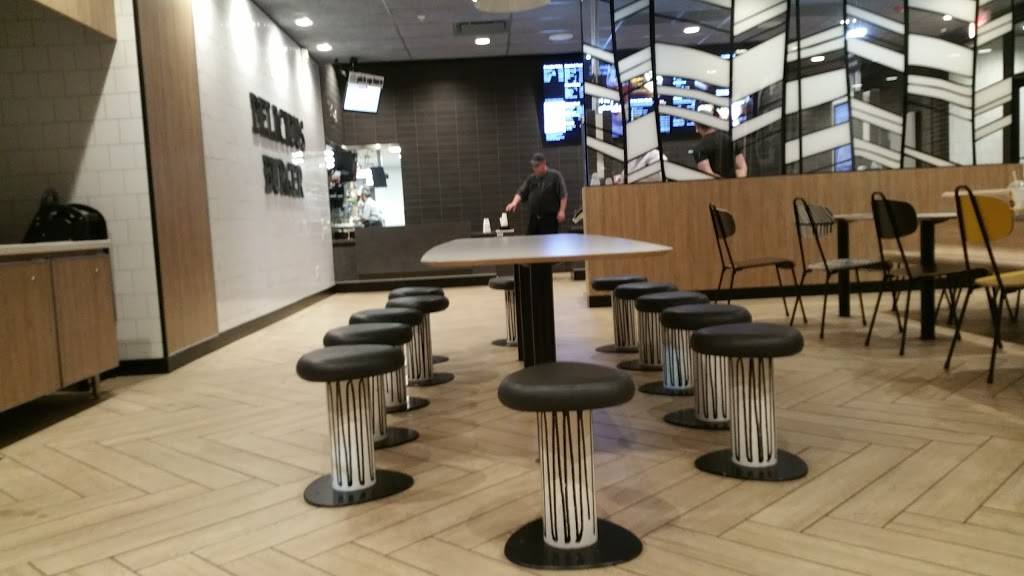 Chipotle Mexican Grill | restaurant | 3125 E Indian School Rd, Ste 101, Phoenix, AZ 85016, USA | 6029575080 OR +1 602-957-5080