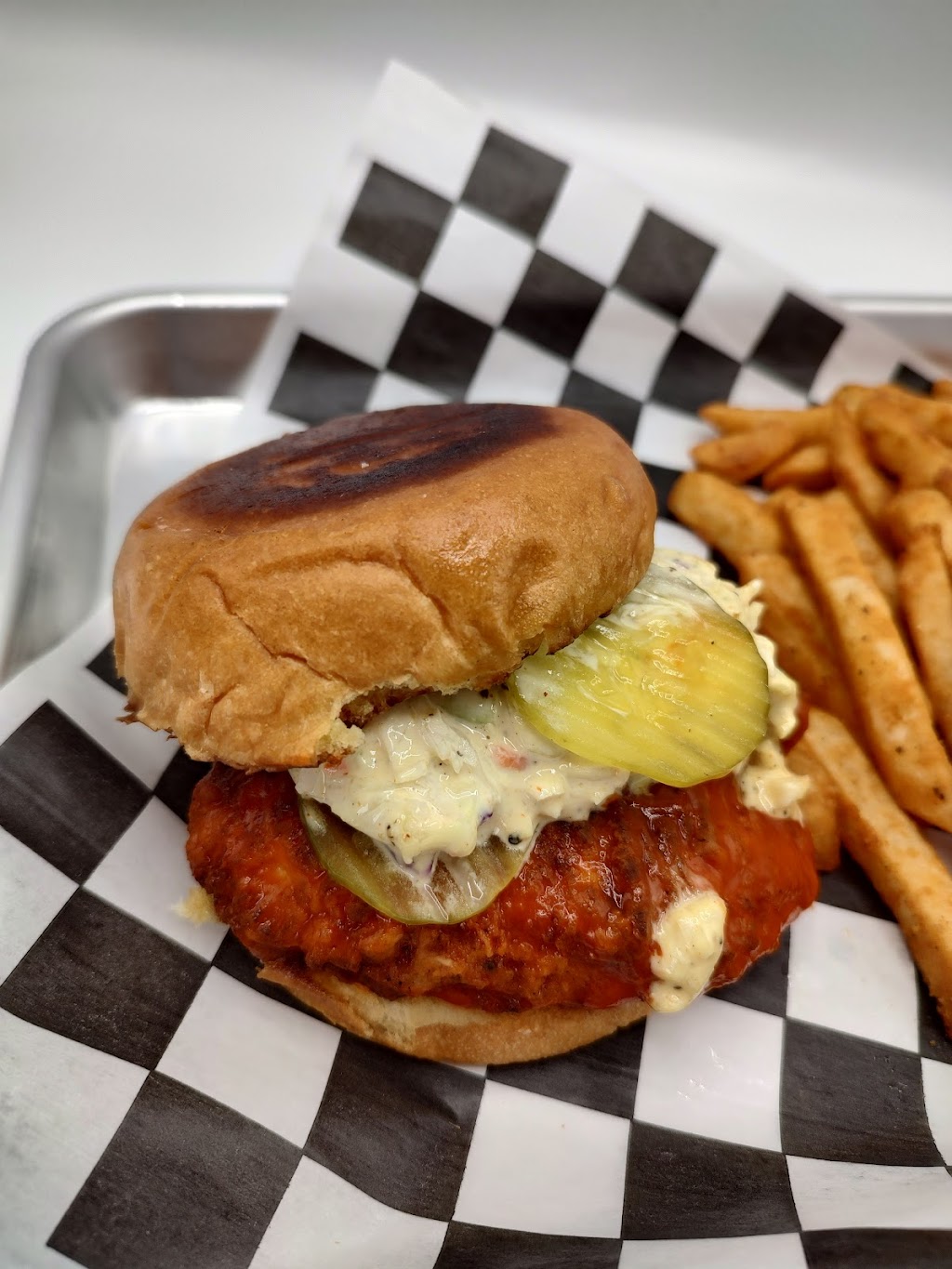 RJ 3 Chicken Shack | restaurant | 1407 S Oakes St, San Angelo, TX 76903, USA | 3254810540 OR +1 325-481-0540