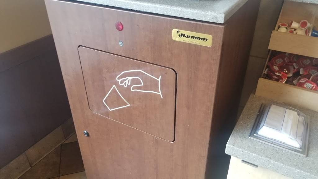 Chick-fil-A | restaurant | 607 W Main St, Branson, MO 65616, USA | 4173342723 OR +1 417-334-2723