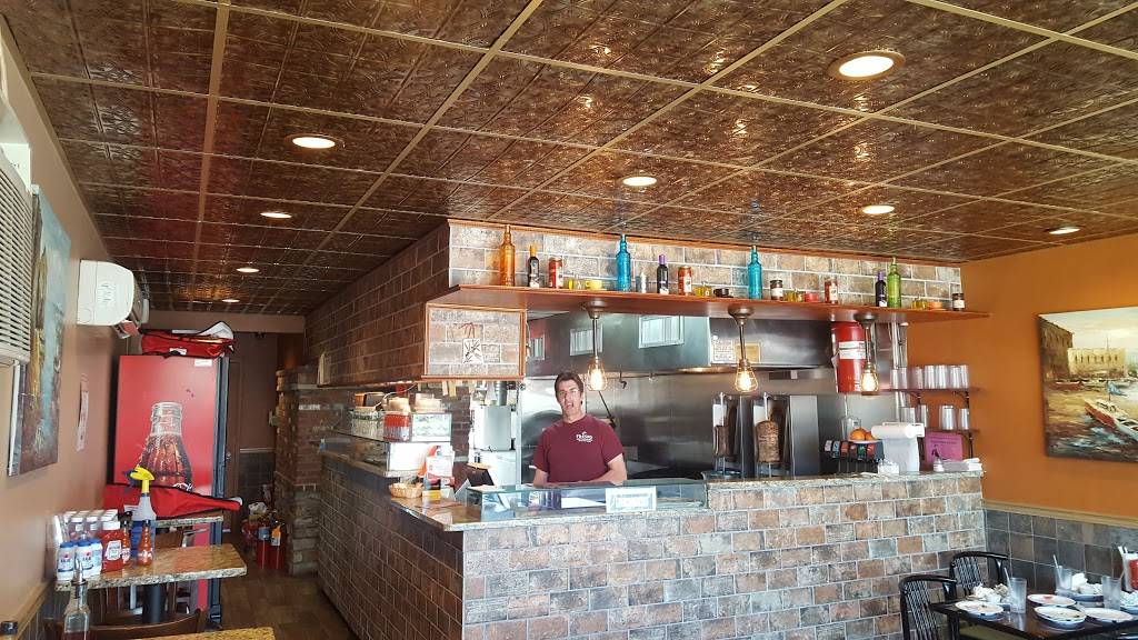 Fresko Souvlaki & Gyro House | restaurant | 691 Hempstead Turnpike, Franklin Square, NY 11010, USA | 5163078832 OR +1 516-307-8832