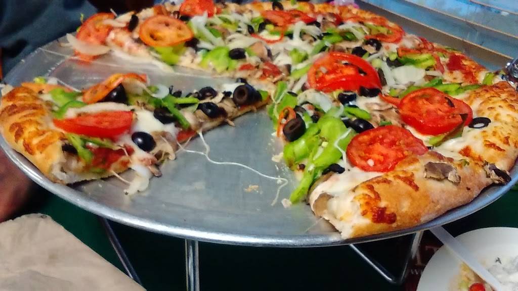 Pizza Factory | restaurant | 3936 Phelan Rd, Phelan, CA 92329, USA | 7608686543 OR +1 760-868-6543