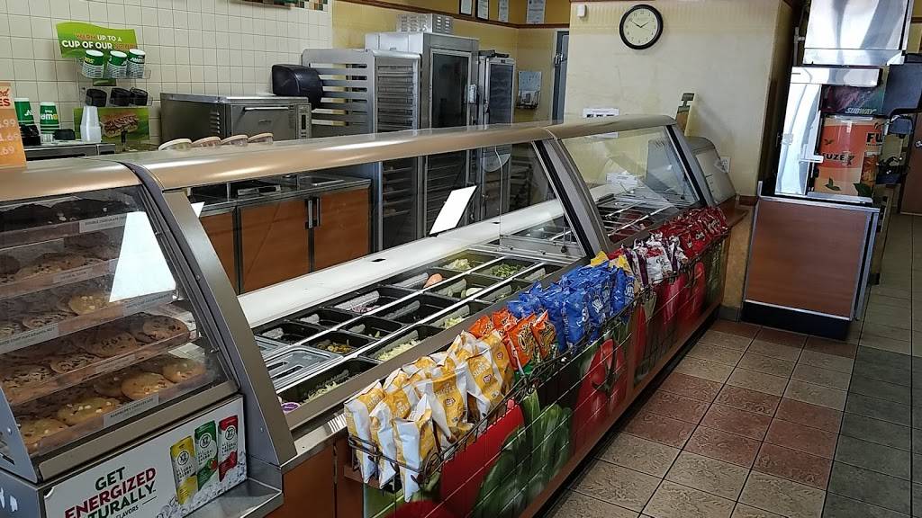 Subway Restaurants | restaurant | 2468 S Texas 6, Houston, TX 77077, USA | 2814976692 OR +1 281-497-6692