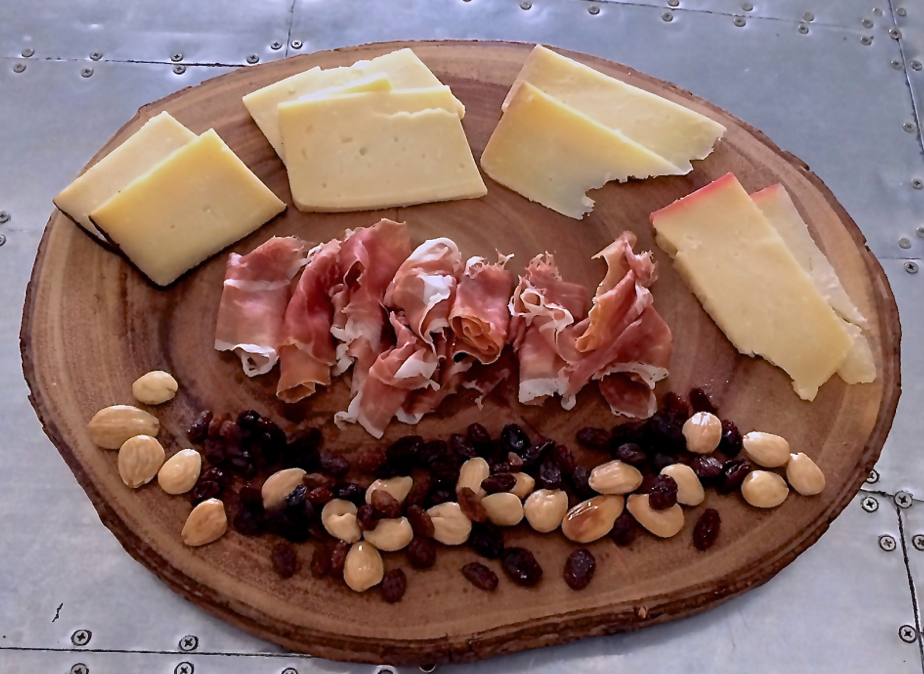 Fromage Wine Bar and Restaurant | restaurant | 401 W Broadway, Boston, MA 02127, USA | 6174644300 OR +1 617-464-4300