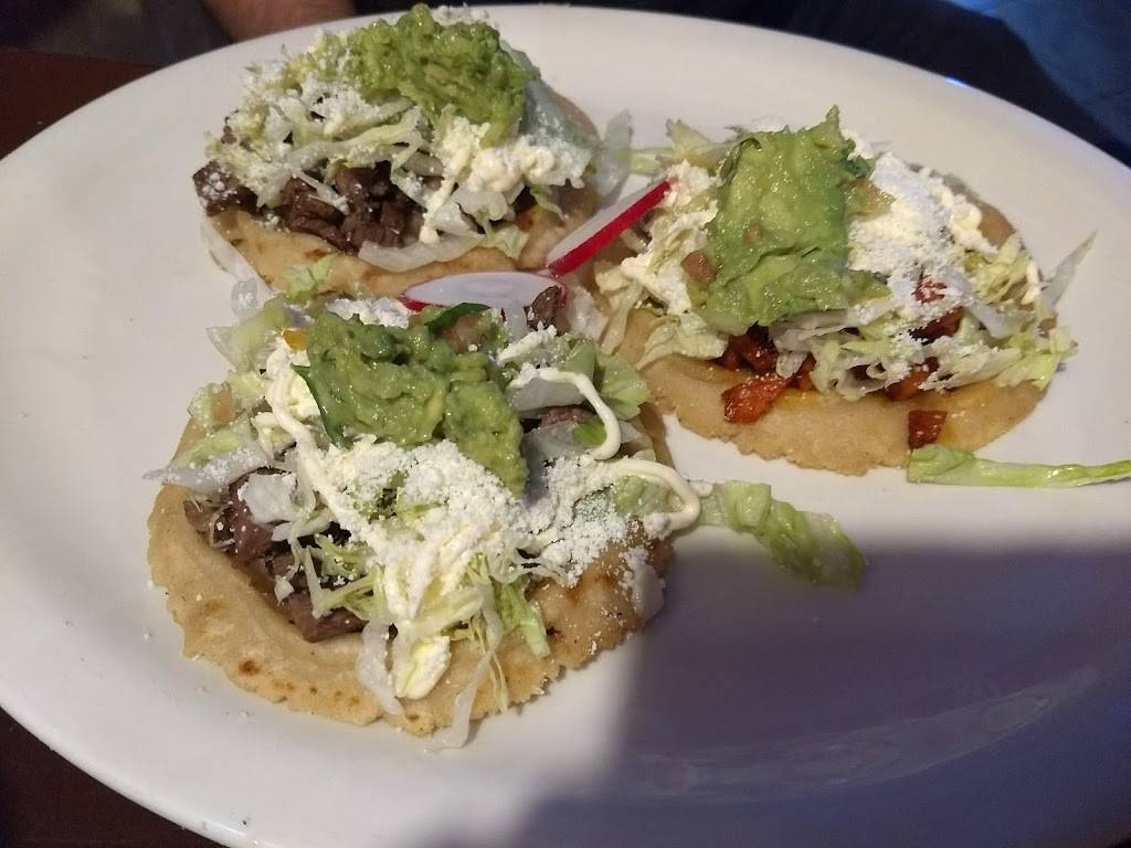 Chicazapa Mexican Restaurant | restaurant | 617 New York Ave, Union City, NJ 07087, USA | 2016248888 OR +1 201-624-8888