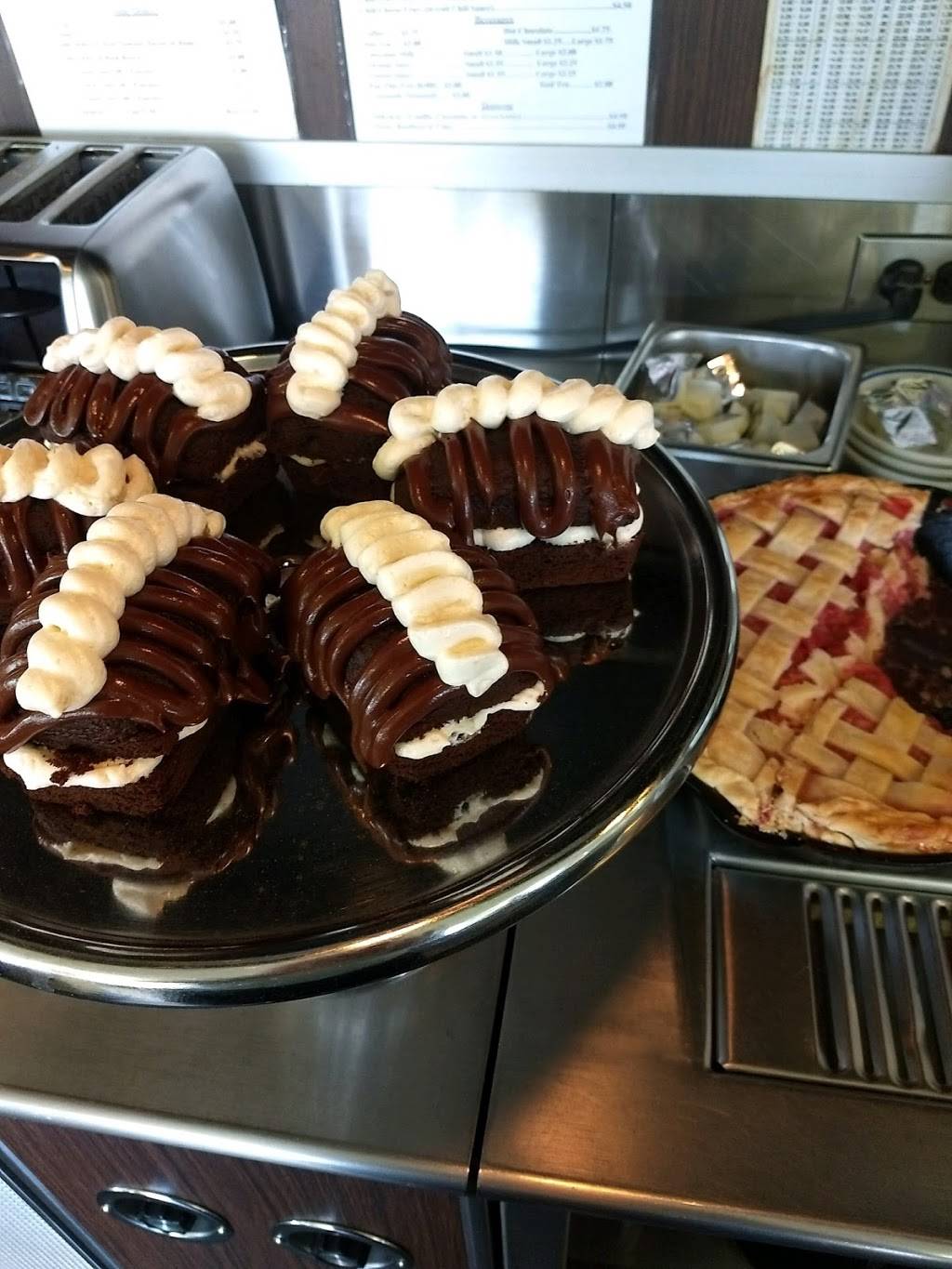 Kaylas Kafe | restaurant | 1740 N Van Dyke Rd, Decker, MI 48426, USA | 9896352453 OR +1 989-635-2453