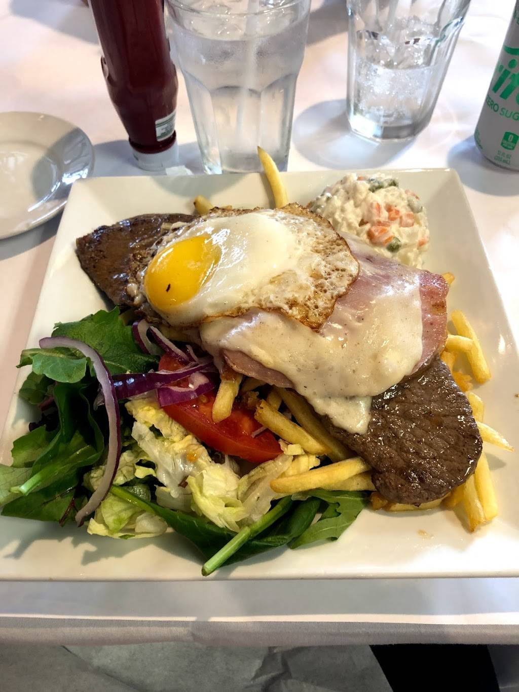 Dona Paulina | restaurant | 8263 Bird Rd, Miami, FL 33155, USA | 7864528266 OR +1 786-452-8266