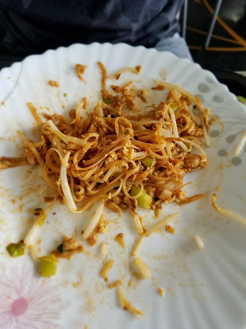 Thai Express | restaurant | 16 Vogell Rd, Richmond Hill, ON L4B 3K4, Canada | 9057373232 OR +1 905-737-3232