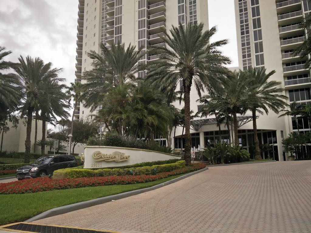 Tahiti Beach | restaurant | 19111 Collins Ave, Sunny Isles Beach, FL 33160, USA | 3054661616 OR +1 305-466-1616