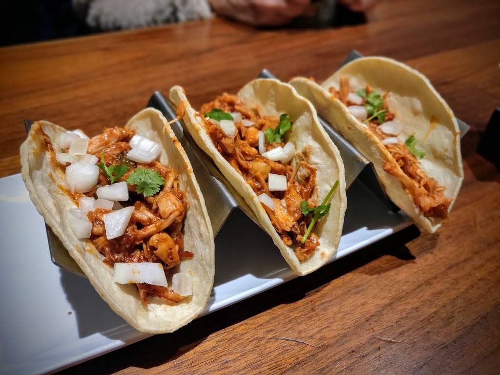 Queen & Rook Game Cafe | restaurant | 607 S 2nd St, Philadelphia, PA 19147, USA | 2159950043 OR +1 215-995-0043