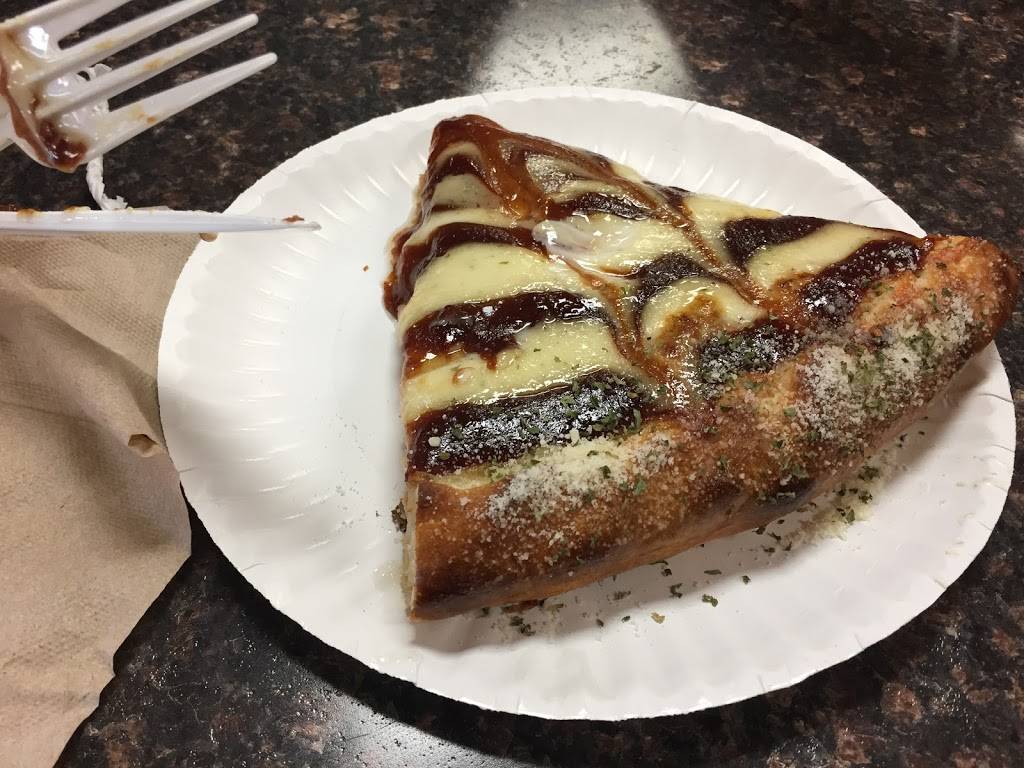 Boothbay Harbor House of Pizza | restaurant | 185 Townsend Ave E, Boothbay Harbor, ME 04538, USA | 2076333468 OR +1 207-633-3468