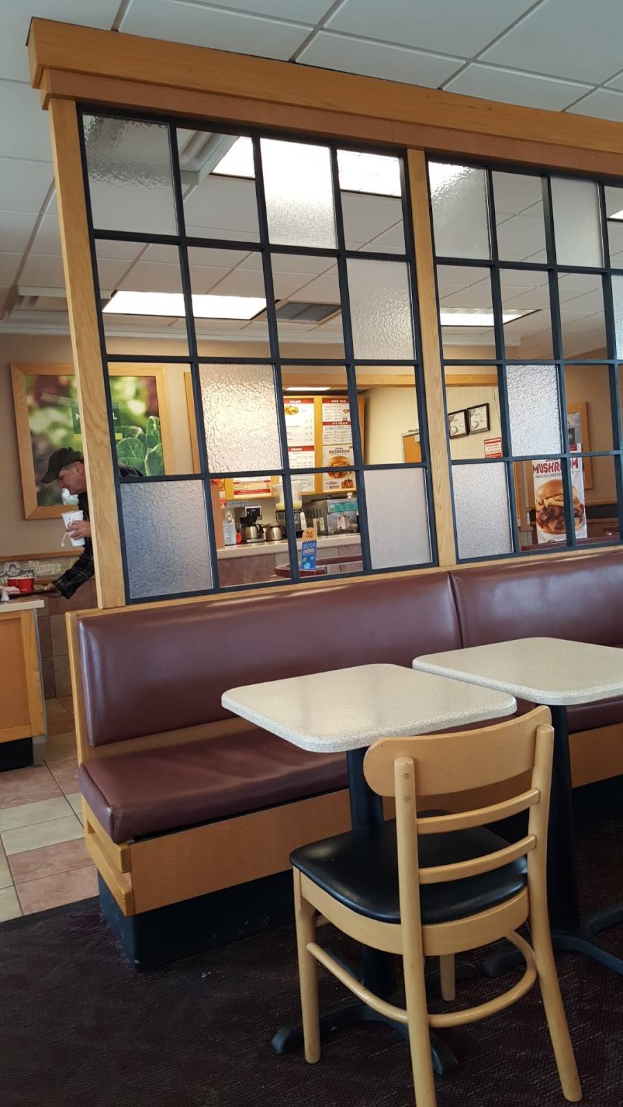 Wendys | restaurant | 3416 W 16th St, Bedford, IN 47421, USA | 8122754031 OR +1 812-275-4031