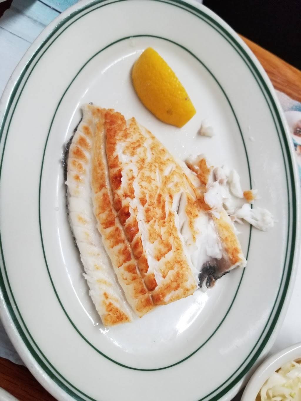 Crisfield Seafood | restaurant | 8012 Georgia Ave, Silver Spring, MD 20910, USA | 3015891306 OR +1 301-589-1306