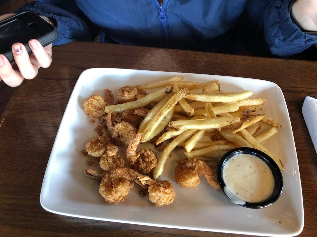 TGI Fridays | restaurant | 2795 Tapo Canyon Rd, Simi Valley, CA 93063, USA | 8053069073 OR +1 805-306-9073