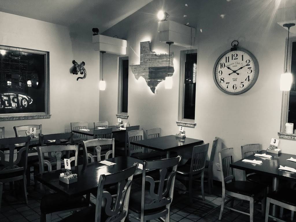 Sabor Guacamole | restaurant | 1120 N Lindell Ave, Fayetteville, AR 72703, USA | 4793168383 OR +1 479-316-8383