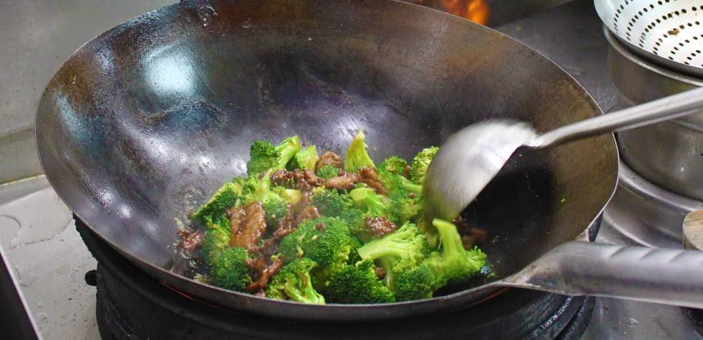 Panda Express | restaurant | 6477 Old Beulah St, Alexandria, VA 22315, USA | 7039719628 OR +1 703-971-9628