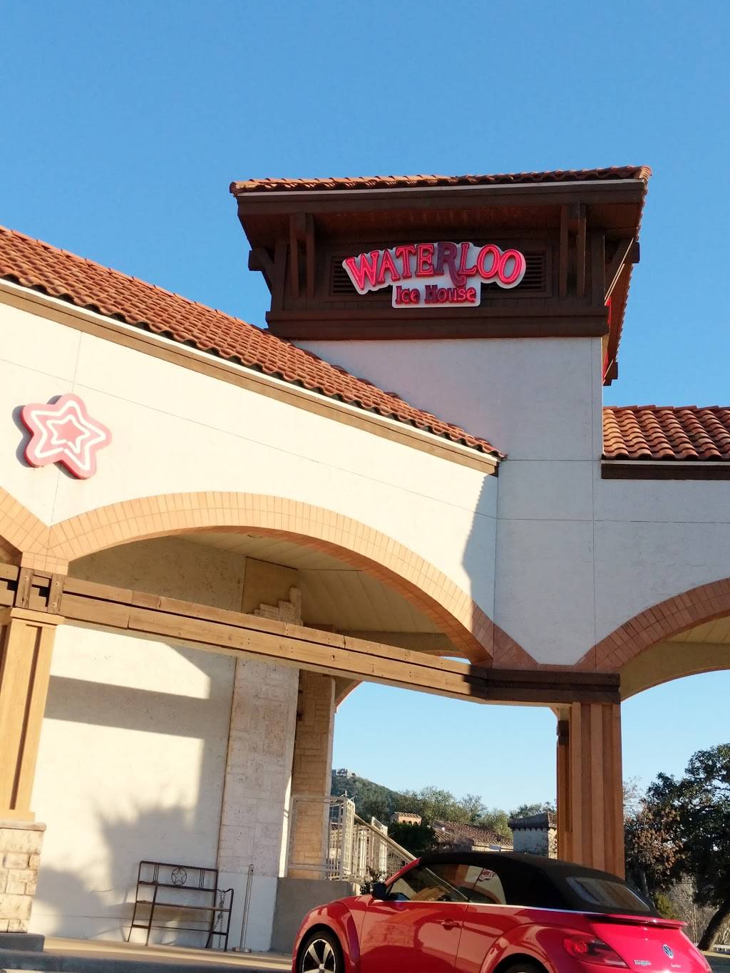 Waterloo Ice House N. Capital of TX Highway | restaurant | 6203 N Capital of Texas Hwy, Austin, TX 78731, USA | 5124189700 OR +1 512-418-9700