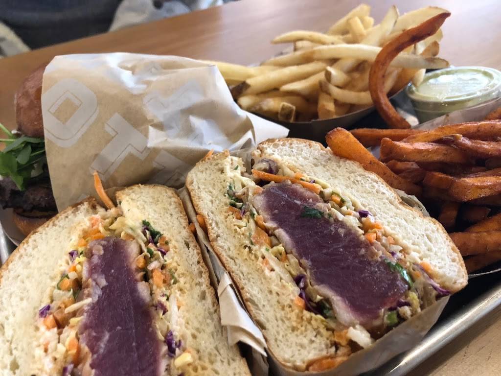 Gotts Roadside | restaurant | 302 Bon Air Center, Greenbrae, CA 94904, USA | 4157854233 OR +1 415-785-4233