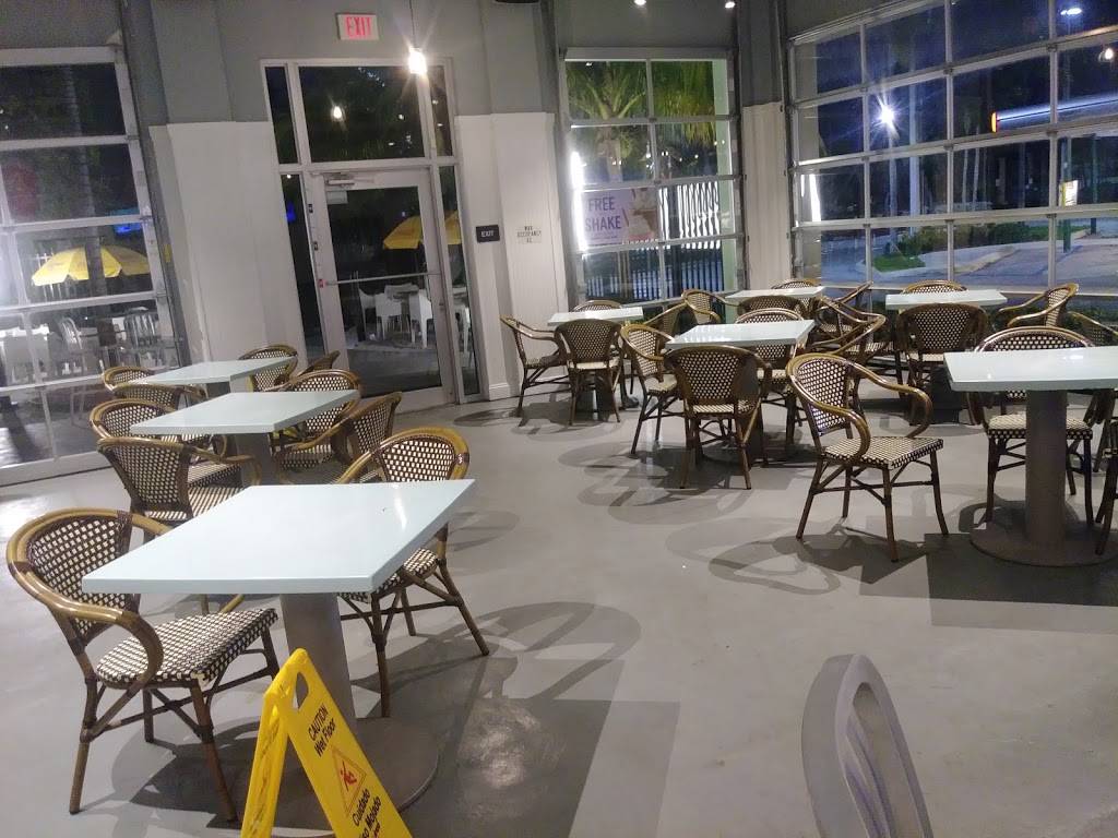 Sonic Drive-In | restaurant | 2660 NW 199th St, Miami Gardens, FL 33056, USA | 3056907065 OR +1 305-690-7065