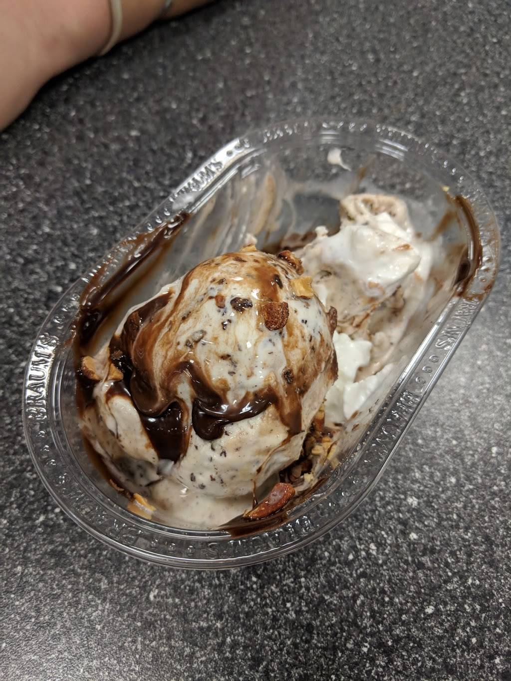 Braums Ice Cream & Burger Restaurant | restaurant | 2410 W Edmond Rd, Edmond, OK 73012, USA | 4053409288 OR +1 405-340-9288