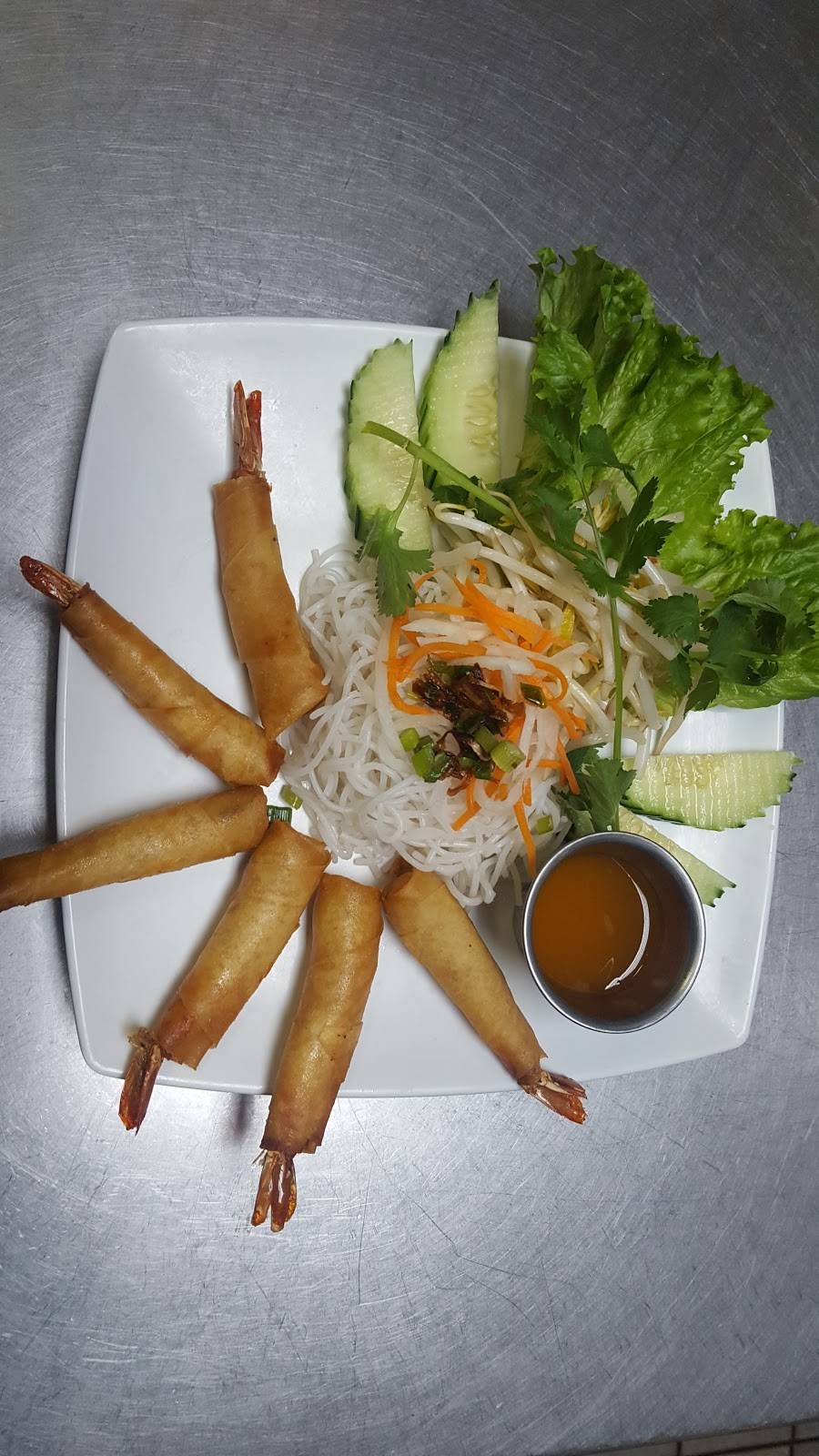 PhoVietnam | restaurant | 3234 S Wadsworth Blvd # M, Lakewood, CO 80227, USA | 7209209604 OR +1 720-920-9604