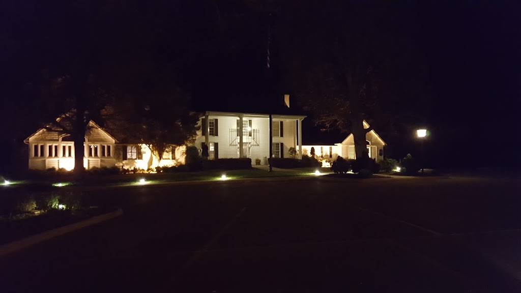 The Westlake | restaurant | 360 Chestnut Creek Dr, Hardy, VA 24101, USA | 5407214215 OR +1 540-721-4215