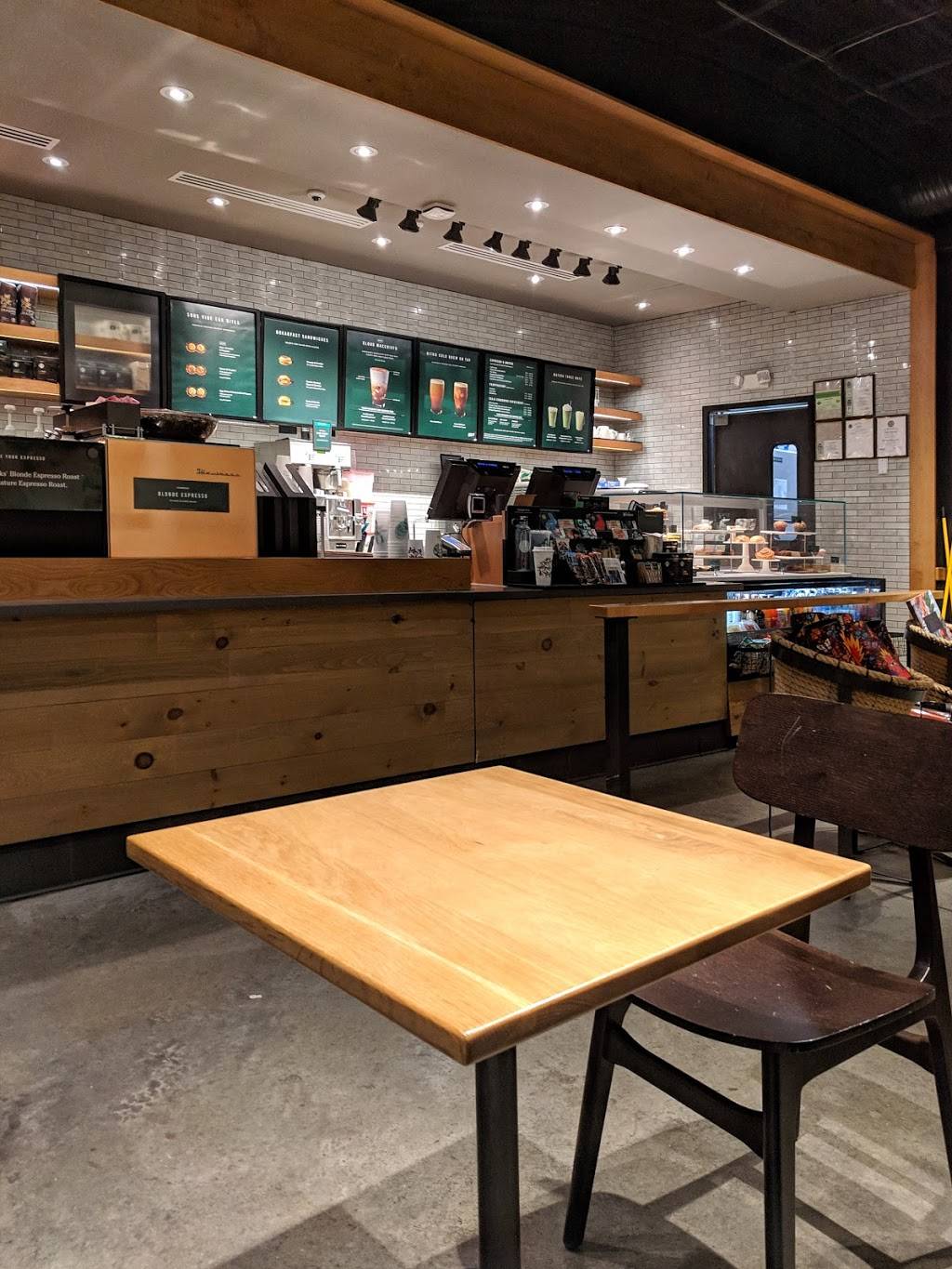 Starbucks | cafe | 2000 Colonial Ave, Norfolk, VA 23517, USA | 7576223018 OR +1 757-622-3018