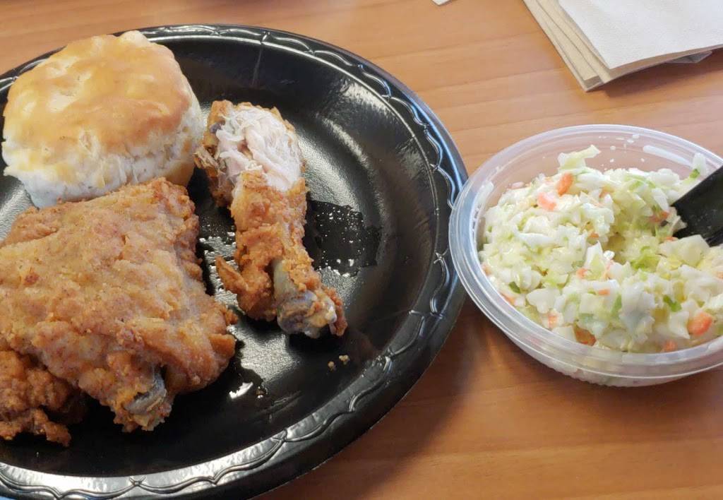 KFC | restaurant | 1512 N Lincoln Rd, Escanaba, MI 49829, USA | 9067863446 OR +1 906-786-3446