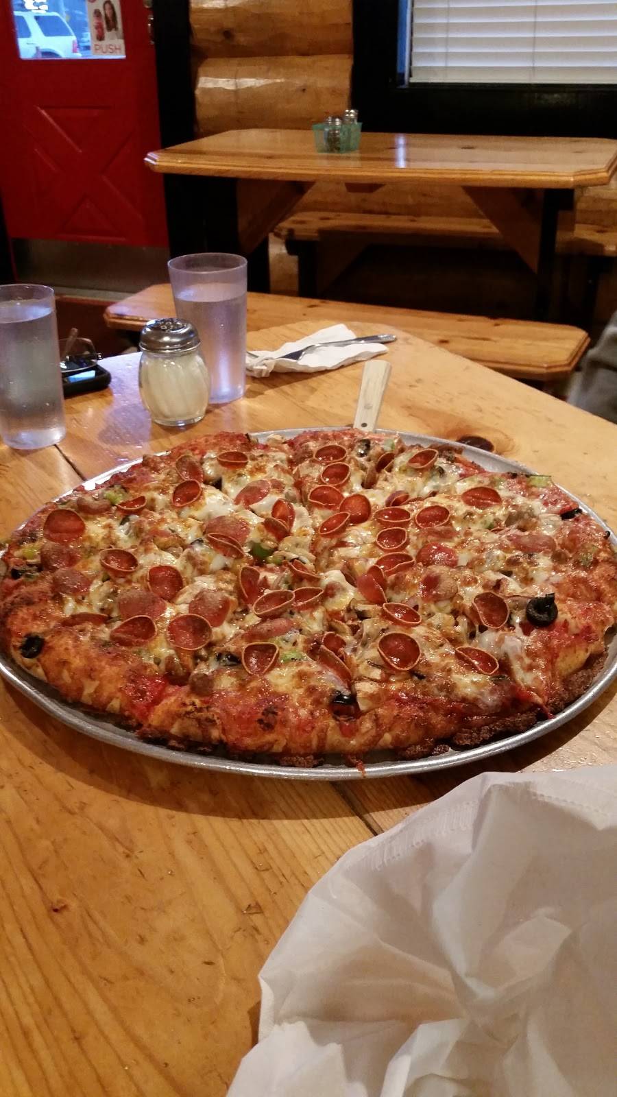 Caspers Pizza | restaurant | 23730 WA-3, Belfair, WA 98528, USA | 3602757427 OR +1 360-275-7427
