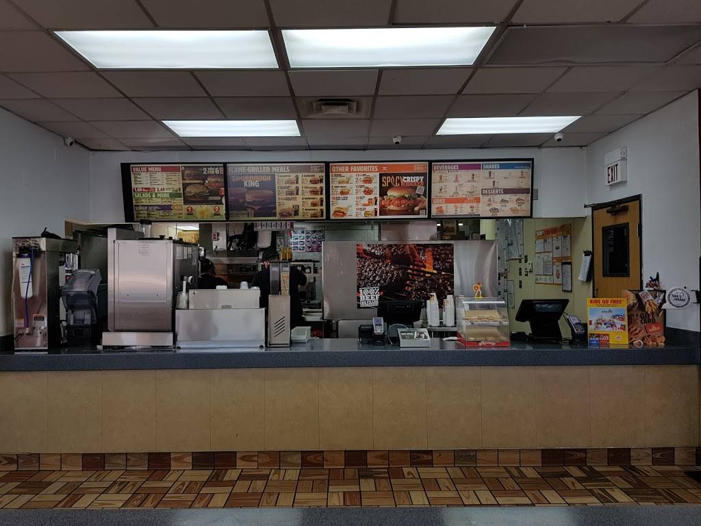 Burger King | restaurant | 5304 Old Redwood Hwy N, Petaluma, CA 94954, USA | 7076649385 OR +1 707-664-9385