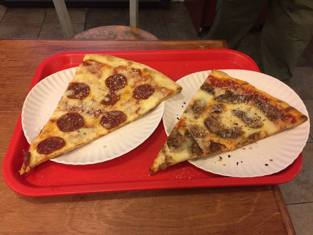 Ginos Pizzeria of Huntington Village | meal delivery | 318 Main St, Huntington, NY 11743, USA | 6314274466 OR +1 631-427-4466