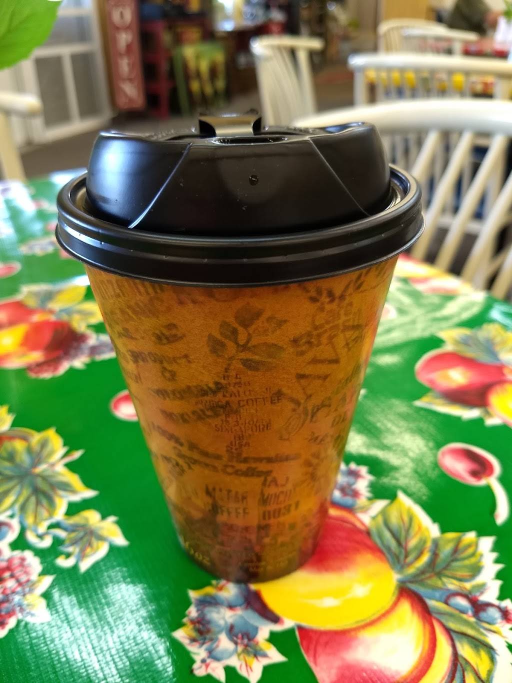 Cindy’s Café and Gifts | restaurant | S2273 Timothy Ln, Baraboo, WI 53913, USA | 6083562211 OR +1 608-356-2211