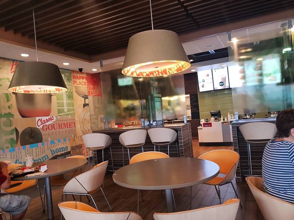 McDonalds | cafe | 3645 Cleveland Ave, Fort Myers, FL 33901, USA | 2399363054 OR +1 239-936-3054