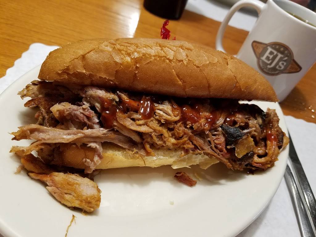 EJS Family Restaurant | restaurant | 817 Carolina Ave, Chester, WV 26034, USA | 3043872799 OR +1 304-387-2799