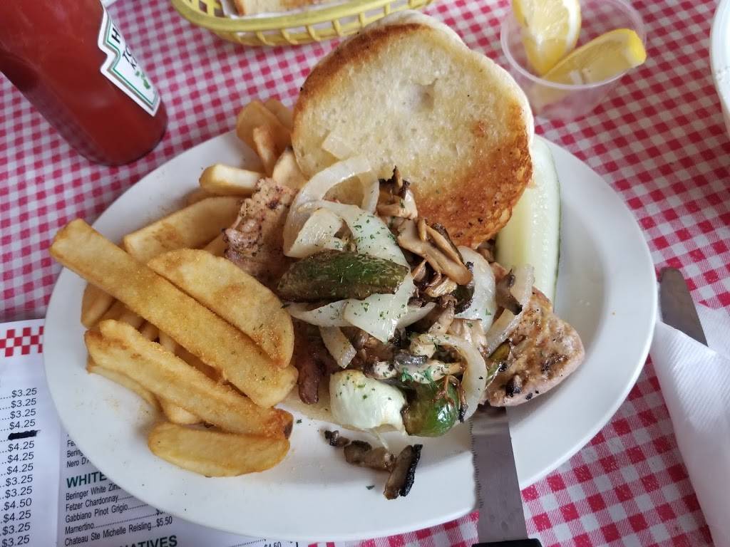 Dom & Phil DeMarinis Original Recipes | restaurant | 1211 E Conway St, Milwaukee, WI 53207, USA | 4144812348 OR +1 414-481-2348