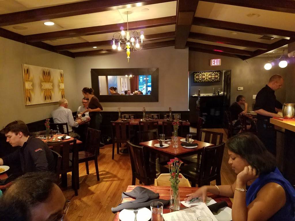 DueLire Vino & Cucina | restaurant | 4520 N Lincoln Ave, Chicago, IL 60625, USA | 7732757878 OR +1 773-275-7878